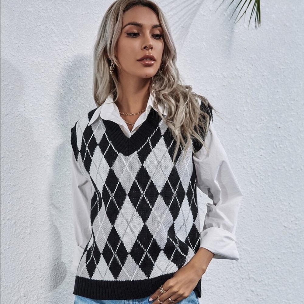 Sweater vest